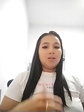 Koral anyelith online show from October 18, 2025, 4:48 am