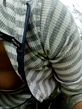 Snapshot of nhinhi-sexy chatting on November 4, 2025, 12:32 am nhinhi-sexy online show from November 4, 2025, 12:32 am