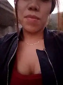 Snapshot of nhinhi-sexy chatting on December 2, 2025, 10:31 am nhinhi-sexy online show from December 2, 2025, 10:31 am