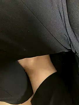 Snapshot of Lydia-a chatting on October 31, 2025, 7:20 am Lydia-a online show from October 31, 2025, 7:20 am