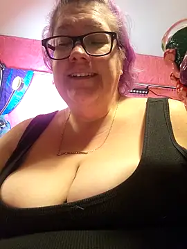 violentviolet68 online show from February 11, 2026, 1:43 am