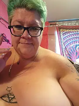 Snapshot of violentviolet68 chatting on July 15, 2026, 7:41 pm violentviolet68 online show from July 15, 2026, 7:41 pm