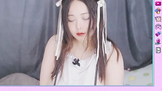 Snapshot of hertemis chatting on November 14, 2025, 9:19 am hertemis online show from November 14, 2025, 9:19 am