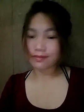 min-xinh online show from October 3, 2025, 4:48 pm