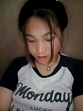 min-xinh online show from November 9, 2025, 9:18 am