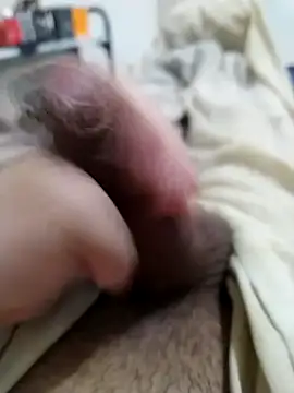 A reyes1122 online show from October 24, 2025, 7:54 pm