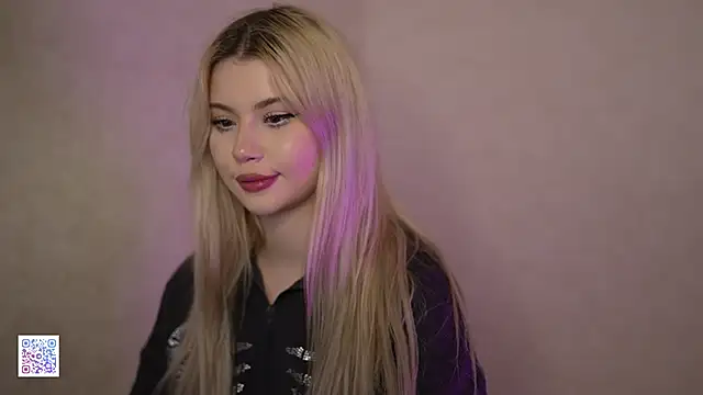 Snapshot of AshleyNikoo chatting on November 14, 2025, 6:50 pm AshleyNikoo online show from November 14, 2025, 6:50 pm