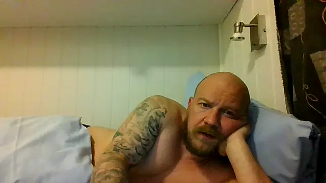 Snapshot of Real_viking chatting on November 18, 2025, 9:08 pm Real viking online show from November 18, 2025, 9:08 pm