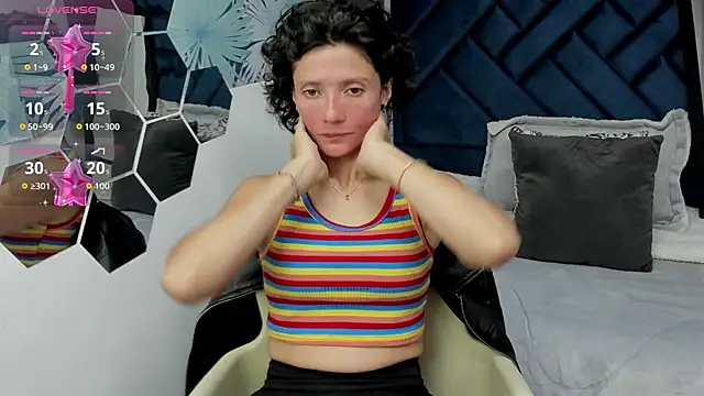 Valery More   online show from October 15, 2025, 12:16 pm