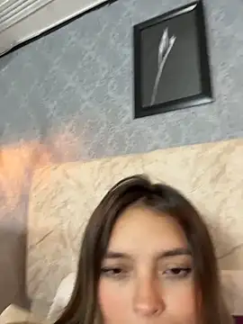 Miia Millerr online show from January 5, 2026, 5:27 pm