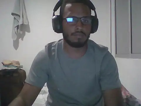 Snapshot of jesusacastrop25 chatting on July 16, 2026, 2:17 am jesusacastrop25 online show from July 16, 2026, 2:17 am