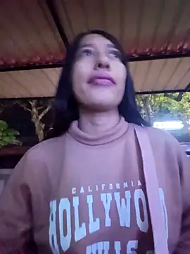 Snapshot of Amelia_Rivas chatting on November 24, 2025, 1:05 am Amelia Rivas online show from November 24, 2025, 1:05 am