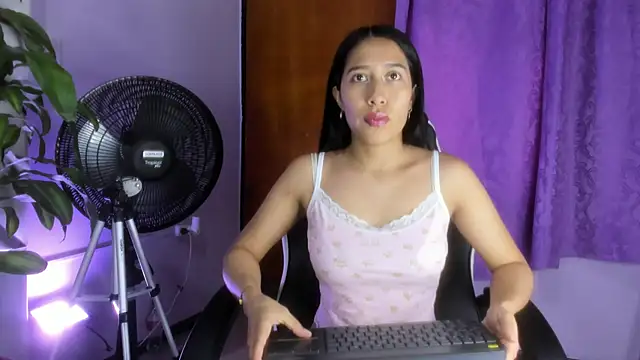 Snapshot of Amelia_Rivas chatting on February 3, 2026, 6:46 pm Amelia Rivas online show from February 3, 2026, 6:46 pm