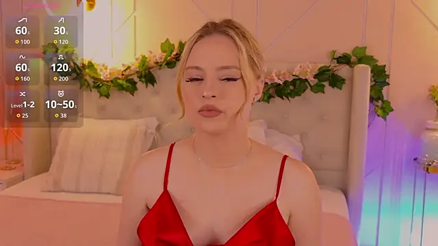 EllyLinn online show from April 1, 2026, 5:21 pm