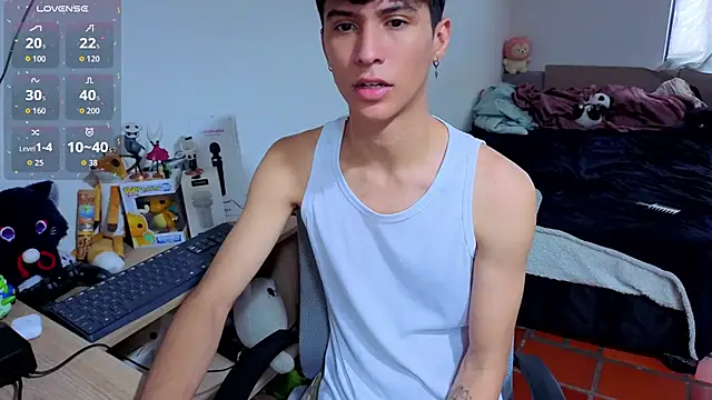 TwoBoys4Cum online show from November 21, 2025, 9:35 pm