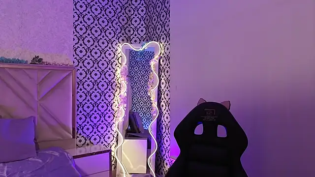 Ixchel tay online show from March 2, 2026, 3:20 am