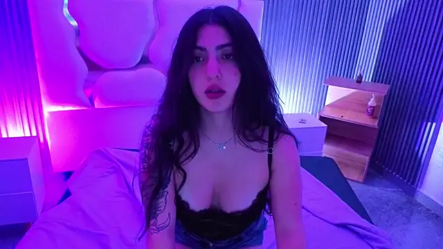 Snapshot of Ixchel_tay chatting on June 17, 2026, 5:32 am Ixchel tay online show from June 17, 2026, 5:32 am