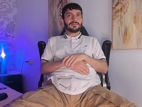 VynnyBlacke  online show from February 20, 2026, 6:10 am