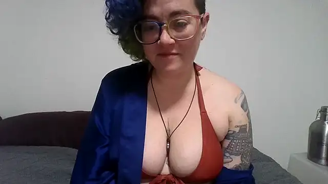 daniak90 online show from October 5, 2025, 4:11 am