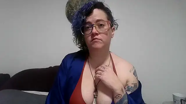 daniak90 online show from October 9, 2025, 8:34 am