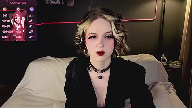 luna son online show from March 24, 2026, 9:20 pm