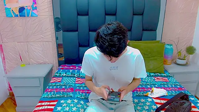 thaigo twink38 online show from October 22, 2025, 3:51 am