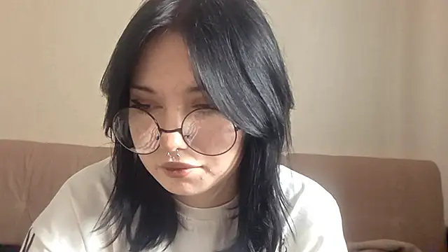 Beeping Creature online show from April 2, 2026, 11:19 am