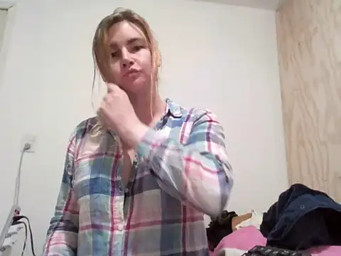 vagimosa online show from November 7, 2025, 3:06 am