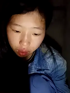 Khanhu xx online show from February 13, 2026, 12:45 pm