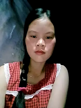Snapshot of Tuelam_xx chatting on October 2, 2025, 8:16 pm Tuelam xx online show from October 2, 2025, 8:16 pm