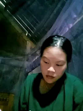 Snapshot of Tuelam_xx chatting on October 8, 2025, 1:47 am Tuelam xx online show from October 8, 2025, 1:47 am