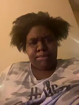 Angelslays online show from September 28, 2025, 8:20 am