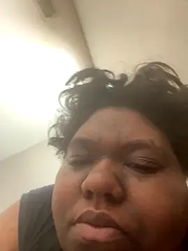 Angelslays online show from October 11, 2025, 7:45 pm