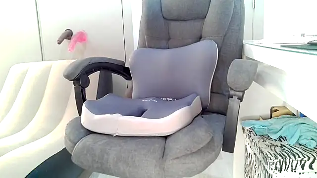 Jockstrap3x online show from April 10, 2026, 11:48 am