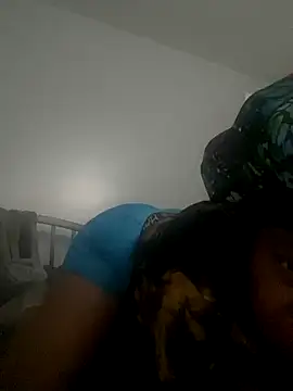 Snapshot of we_wet chatting on September 30, 2025, 3:17 pm we wet online show from September 30, 2025, 3:17 pm