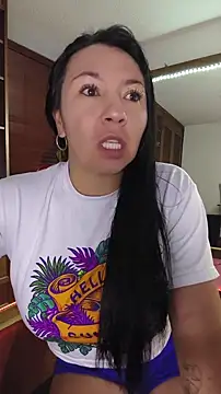 Snapshot of Talia__velvet chatting on March 25, 2026, 12:49 am Talia velvet online show from March 25, 2026, 12:49 am