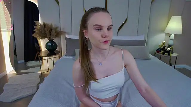 Lili Lohan online show from January 31, 2026, 7:11 pm