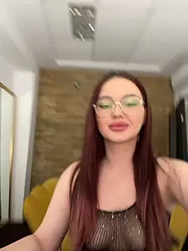 Lunna Squirt online show from September 30, 2025, 7:30 pm