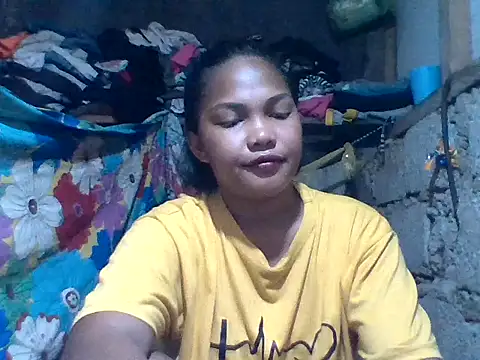 Snapshot of sweetlexypinay19 chatting on April 6, 2026, 10:33 pm sweetlexypinay19 online show from April 6, 2026, 10:33 pm