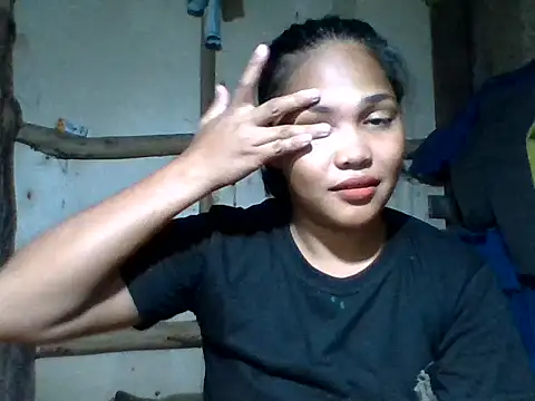 Snapshot of sweetlexypinay19 chatting on April 15, 2026, 1:18 pm sweetlexypinay19 online show from April 15, 2026, 1:18 pm