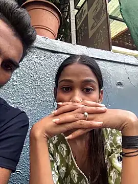 Snapshot of JustIndianlovers chatting on October 19, 2025, 11:33 am JustIndianlovers online show from October 19, 2025, 11:33 am