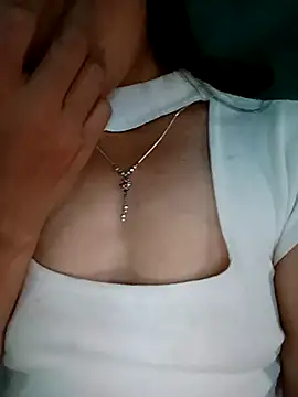 kemmut-sex online show from October 5, 2025, 11:35 pm