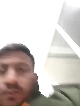 Snapshot of SlipperyRebound0 chatting on December 16, 2025, 1:49 pm SlipperyRebound0 online show from December 16, 2025, 1:49 pm