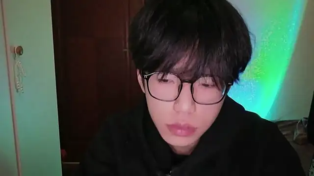 hangzi-0011 online show from March 13, 2026, 12:01 pm