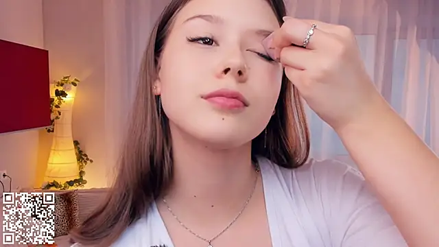 MondoNeko online show from October 25, 2025, 7:16 am