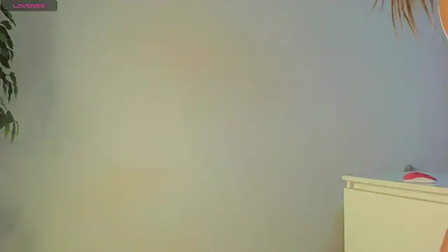 trixietaylor online show from April 18, 2026, 3:49 pm