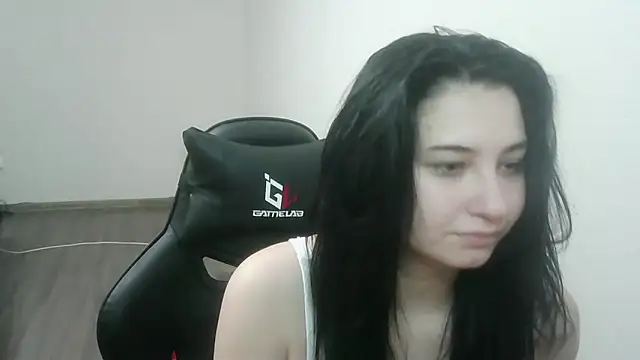 meow woem online show from October 8, 2025, 5:43 pm