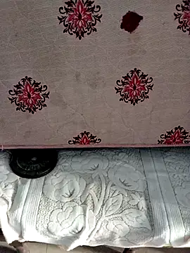 Snapshot of your_crush_2 chatting on October 4, 2025, 10:24 am your crush 2 online show from October 4, 2025, 10:24 am