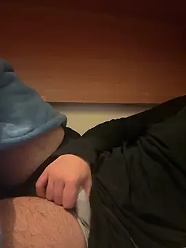 cazzo18cm3 online show from October 2, 2025, 12:28 am