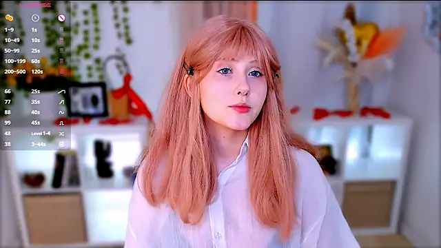 Snapshot of DelilahTaylor chatting on February 14, 2026, 9:44 pm DelilahTaylor online show from February 14, 2026, 9:44 pm